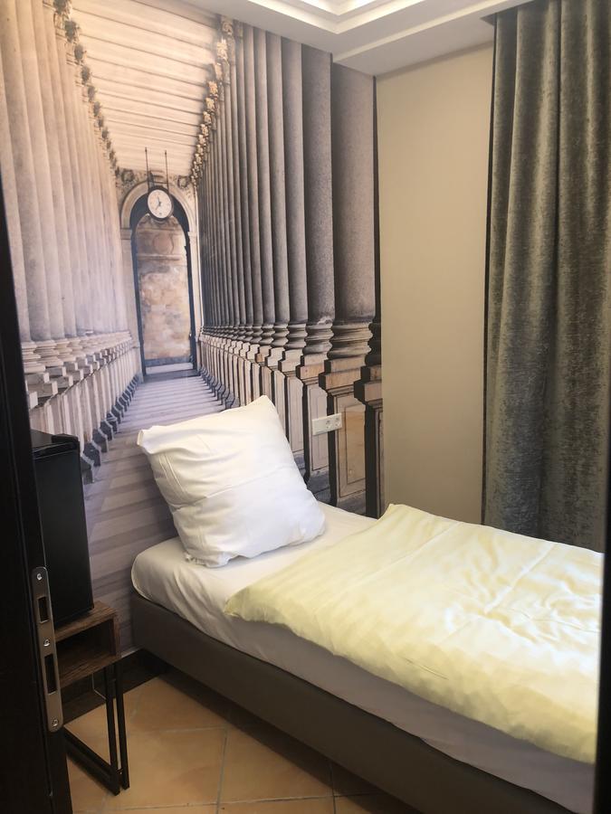 Athen Hotel